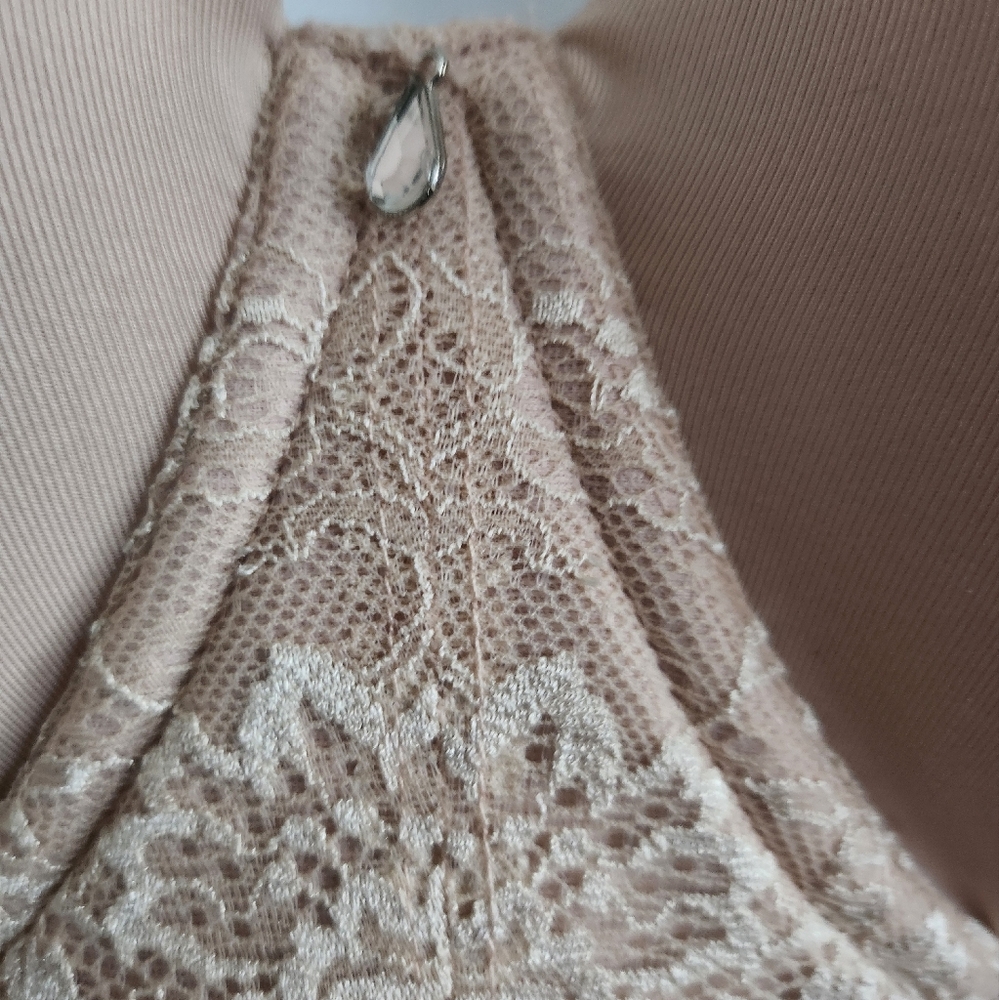 Torrid Strapless Bra - Picture 2 of 13